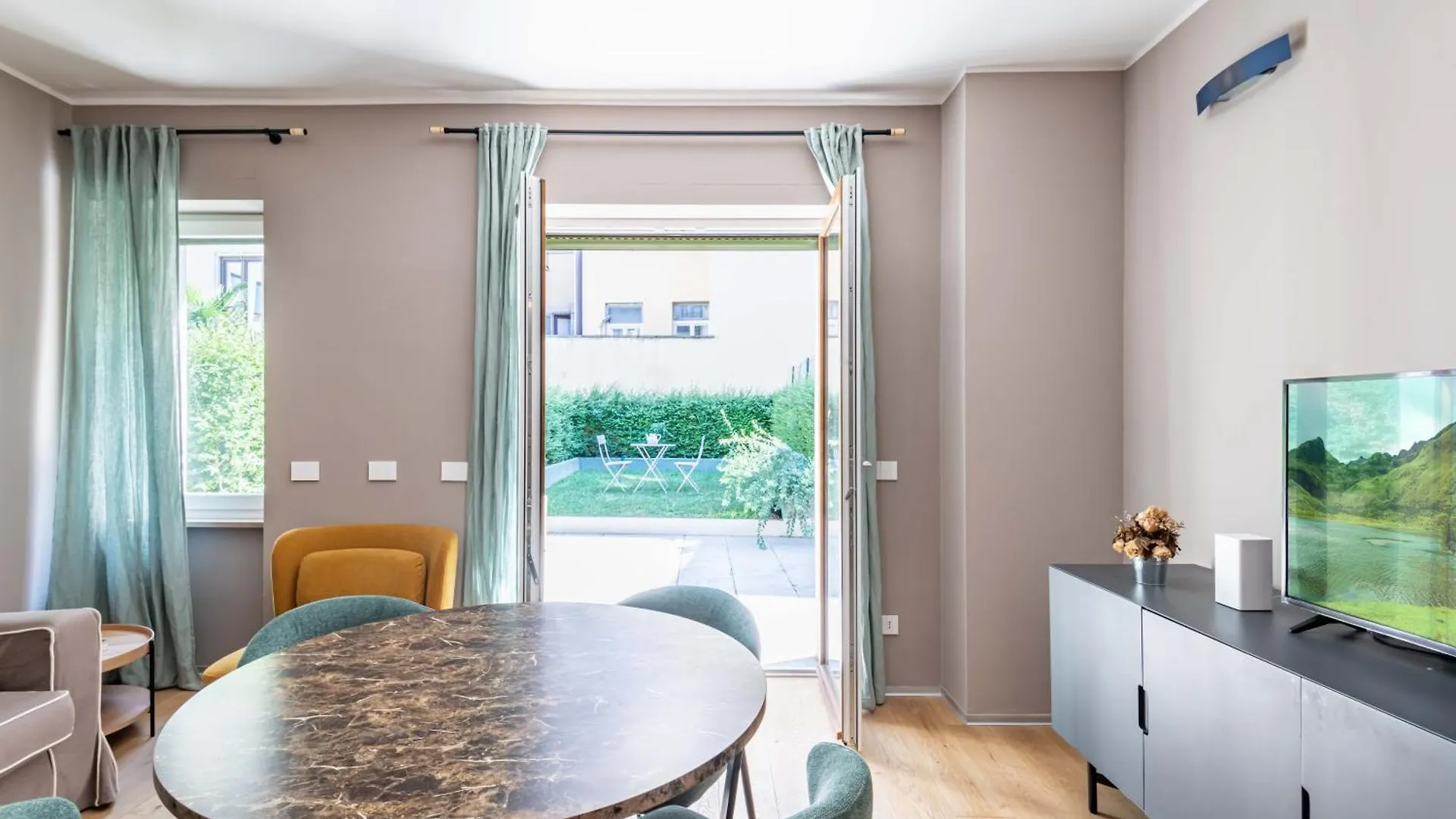 Easylife - Raffinato Appartamento A Due Passi Dal Castello Sforzesco Milán Apartamento